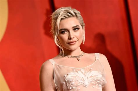 Florence Pugh and other stars free the nipple at Oscars Vanity.